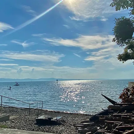 Schwanenblick - Eine Besonderes Feriendomizil Mit Direktem Seezugang Und Slipanlage *