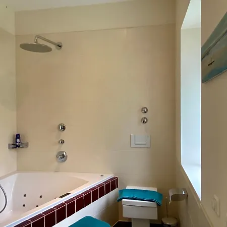 Seeperle49 - Besonders, Stilvoll Mit Eigenem Badestrand Apartment Nonnenhorn