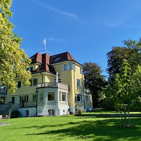 Seeperle49 - Besonders, Stilvoll Mit Eigenem Badestrand Apartment